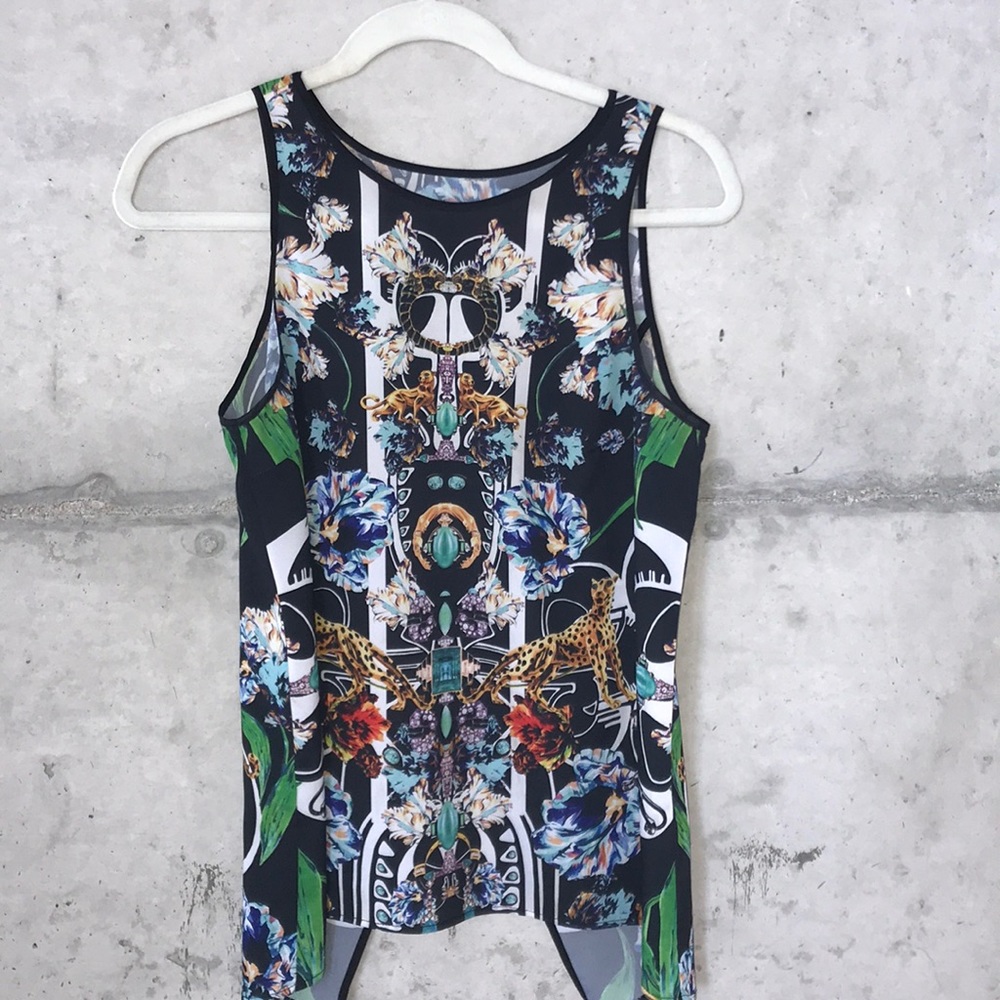 COPY - Clover canyon tank